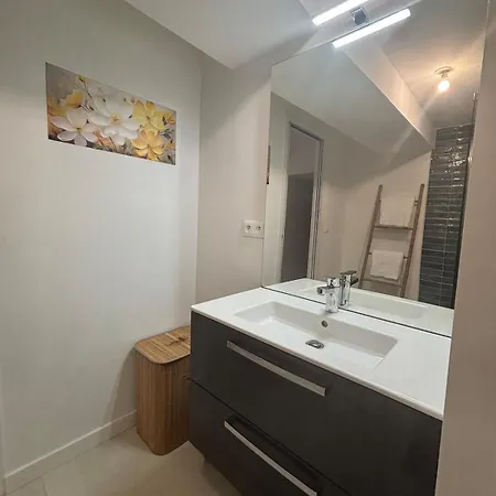 Apartment Chez Cricri, Modern Bizanet