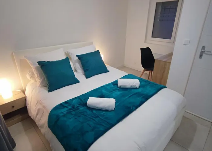 Appartement Chez Cricri, Modern Bizanet