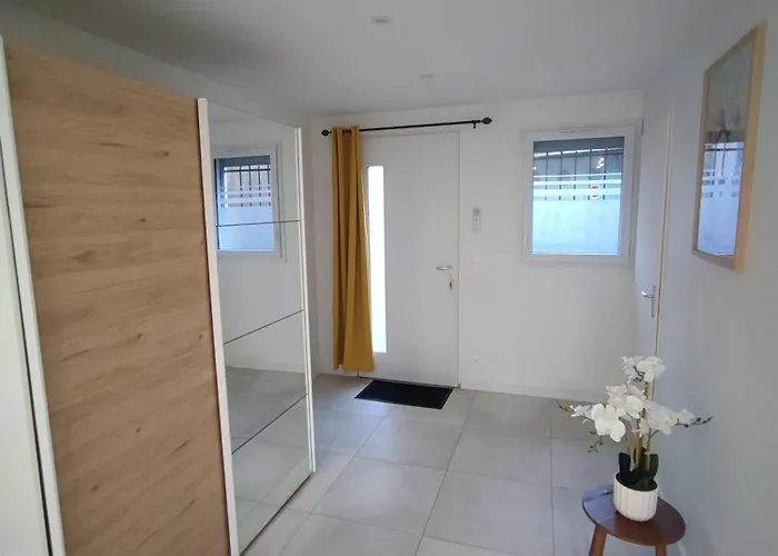 Chez Cricri, Modern Appartement *